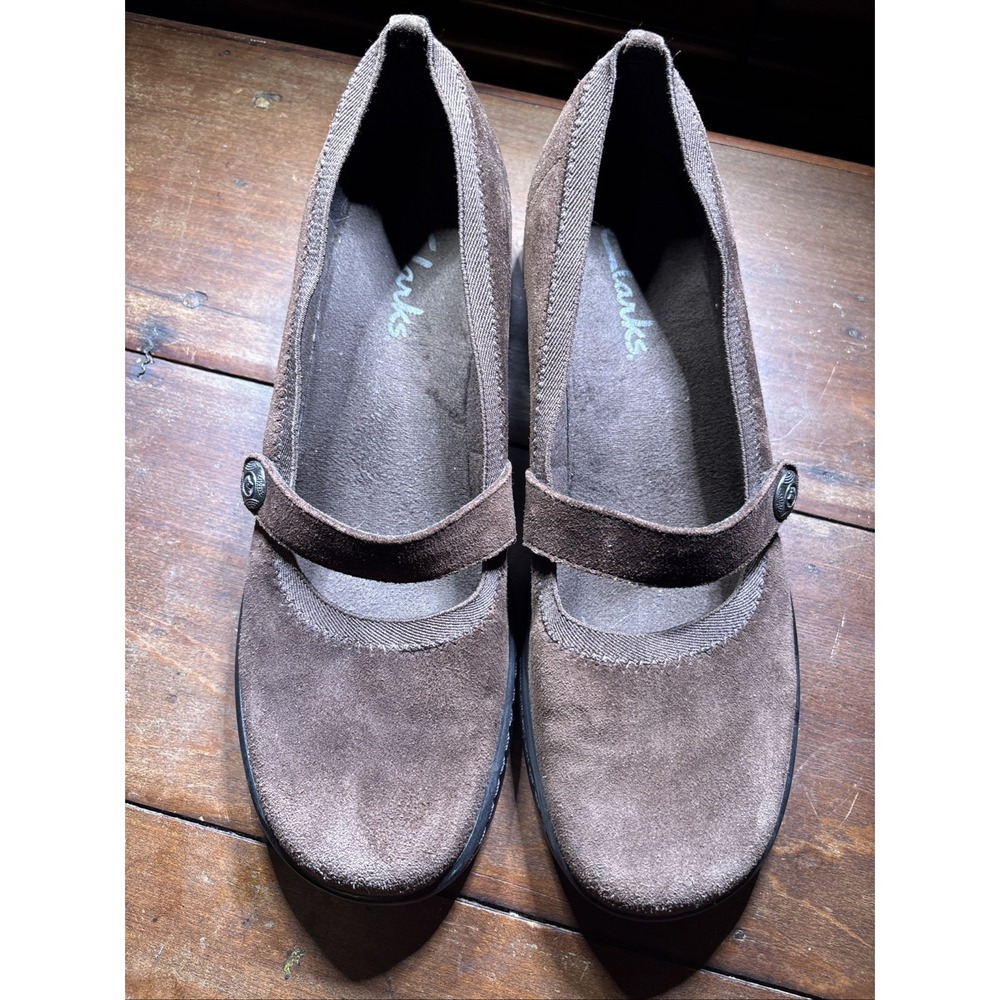 Clark's Suede Mary Jane Silver Buckle‎ Shoes Sz 9 Slip On.